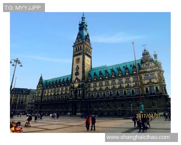 德国足球明星慕勒的个人资料与职业生涯全景解析 德国足球明星慕勒的个人资料与职业生涯全景解析