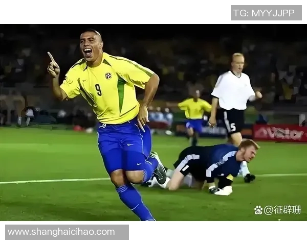 超字足球明星揭秘谁是足坛的超凡巨星